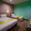 Отель ZEN Rooms Near Fery Terminal Batam Centre, фото 16