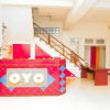 Отель OYO 351 Syariah Guest House Karanglo, фото 7