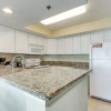 Отель Corner Glass Units With Spectacular Ocean View, фото 6