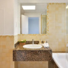 Отель Luxury JBR I Sea View I Free Beach Resort Access, фото 9