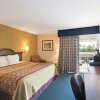 Отель Days Inn Charlotte/Woodlawn Near Carowinds, фото 2