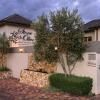 Отель Stone Olive Guest House, фото 1