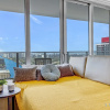 Отель Luxury 3 Br Stunning View High Floor Hot Tub, фото 8
