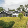 Отель Six-Bedroom Holiday home in Ebeltoft, фото 11