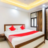 Отель Oyo Flagship 65986 Hotel Signature Rooms, фото 2