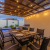 Отель Beautiful 3br4ba Amazing Location w Private Pool, фото 22