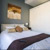 Отель CBD Luxury Apartment в Кейптауне