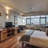 Отель Bantry Beach Seaview Apartments, фото 1