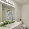 Отель Lovely Gulfport Home: Walk to Beach,1 Mi to Marina, фото 9