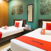 Отель RedDoorz @ Arzo Hotel Grand Lodge, фото 13
