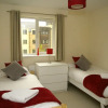 Отель Blackburn Lodge 2-Bedroom Flat, фото 2