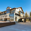 Отель Walk To Slopes! Newly Remodeled Studio - Kids Ski Free 1 Bedroom Condo, фото 12