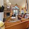 Отель Peak 8, Spacious 2 Bedroom Rental - Half Block to Snowflake Chairlift!, фото 10