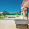 Отель Nice Home in Vodnjan with Hot Tub, WiFi & 4 Bedrooms, фото 20