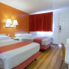 Отель Motel 6 Phoenix - Northern Avenue, фото 2