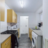 Отель Lovely! 2-bed House Located in Soke - on - Trent, фото 14