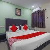 Отель OYO 8065 Accovah Map5 Inn, фото 6