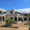 Отель Ocean Breeze Resort, фото 1
