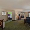Отель Hawthorn Suites by Wyndham Cedar Rapids в Сидар-Рапидсе