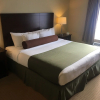 Отель Cobblestone Inn & Suites - Durand, фото 12