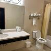 Отель Sunchase Inn & Suites, фото 9
