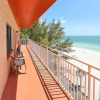 Отель Sunset Chateau 312 Just remodeled, Perfect Sunset Beach location, фото 14