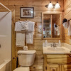 Отель Ern864 - The Cedars - Great Location! Close To All The Action! 5 Bedroom Cabin by RedAwning, фото 9