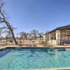 Отель Tiny Home w/ Pool Access, 8 Mi to Downtown Austin!, фото 9