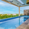 Отель New Chic Studio Space with Jungle Roof Pool & Lounge, фото 11