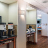 Отель Hampton Inn Bellevue, фото 19