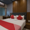 Отель OYO 22070 West Inn Hotel, фото 11
