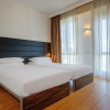 Отель IH Hotels Milano Centrale, фото 3