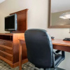 Отель Crowne Plaza Cincinnati Blue Ash, фото 18