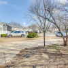 Отель Lawrence Vacation Rental ~ 2 Mi to KU Campus!, фото 12