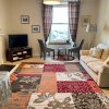 Отель Immaculate 1 Bed Apartment In Crieff, фото 7