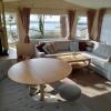 Отель Pine Ridge 59 Rockley Park Poole with Sea View Sleeps Six, фото 9