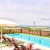 Отель Cosy Holiday Home In Montegranaro With Swimming Pool, фото 9