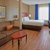 Отель Comfort Suites Outlet Center, фото 7