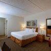 Отель La Quinta Inn & Suites by Wyndham Jacksonville Mandarin, фото 29