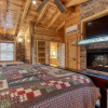 Отель Arrowhead Lodge - New Listing! 4 Bedroom Cabin by Redawning, фото 11