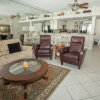 Отель East Pass Towers 305 - 2 Br Condo, фото 23