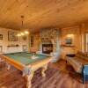 Отель Pinecone Peak by Escape to Blue Ridge, фото 10