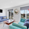 Отель Right On : Bright On Apartment 1C - City Centre Luxury Apartments, фото 5