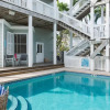 Отель The Southernmost Inn - Adults Only, фото 16