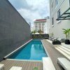 Отель Maia Hotel Jakarta в Джакарте