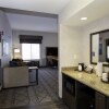 Отель Hampton Inn & Suites Windsor - Sonoma Wine Country, фото 27