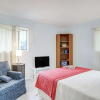 Отель Charming Ocean Pines Home - 9 Mi to Beach!, фото 6