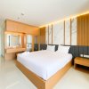 Отель Homey And Strategic Studio (No Kitchen) At Sentraland Semarang Apartment, фото 4