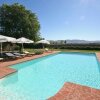 Отель Spacious Farmhouse in Pienza with Swimming Pool, фото 5