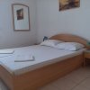 Отель Comfortable Holiday Home in Okrug Gornji Near Bocici Beach в Округ-Горнджи